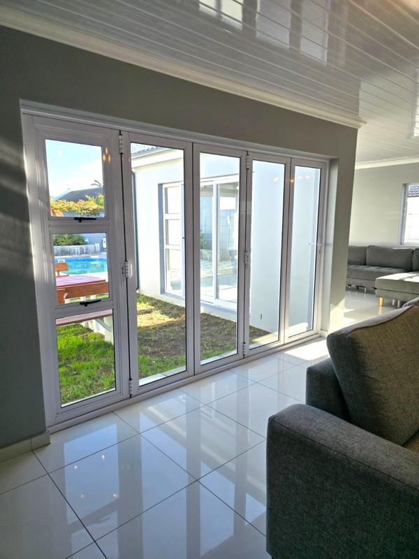 To Let 4 Bedroom Property for Rent in Edgemead Western Cape